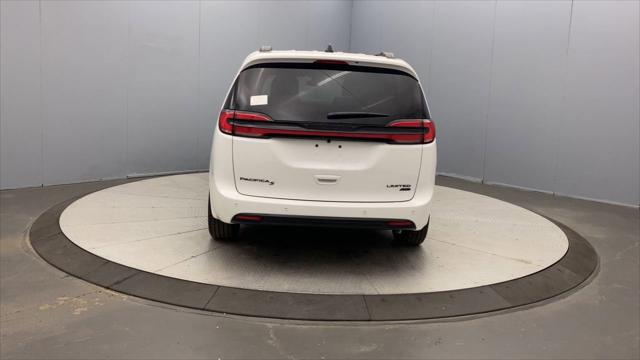 2027 Chrysler Pacifica Limited