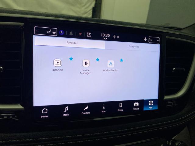 2027 Chrysler Pacifica Limited