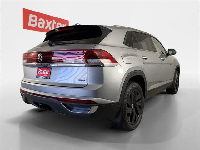 2026 Volkswagen Atlas Cross Sport SE with Technology