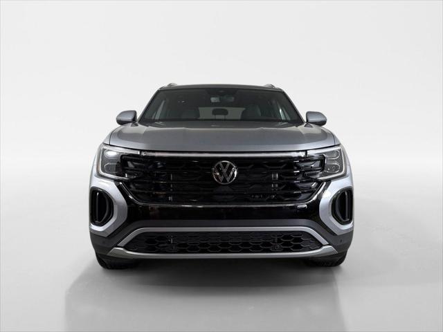 2026 Volkswagen Atlas Cross Sport SE with Technology