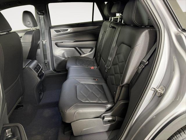 2026 Volkswagen Atlas Cross Sport SE with Technology