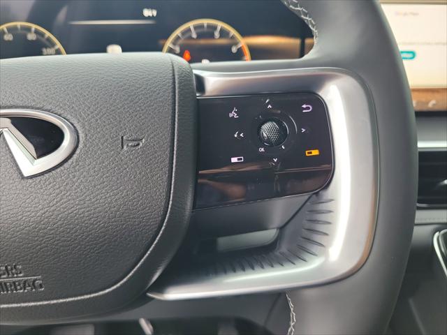 2026 INFINITI QX80 LUXE