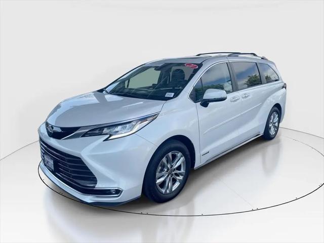 2021 Toyota Sienna Limited for sale in Santa Rosa, CA
