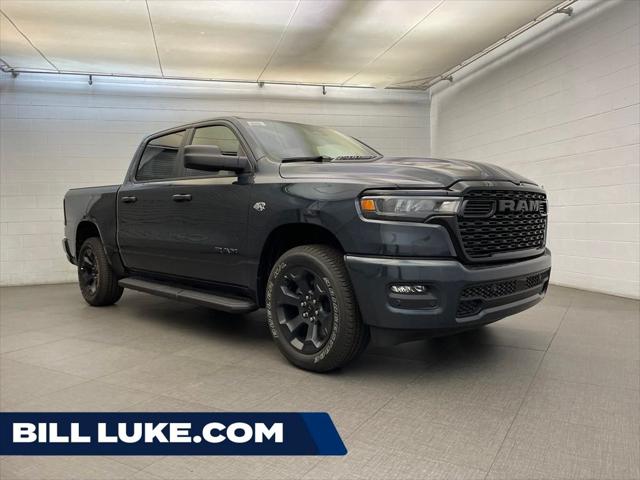 2026 RAM Ram 1500 RAM 1500 EXPRESS CREW CAB 4X4 57 BOX