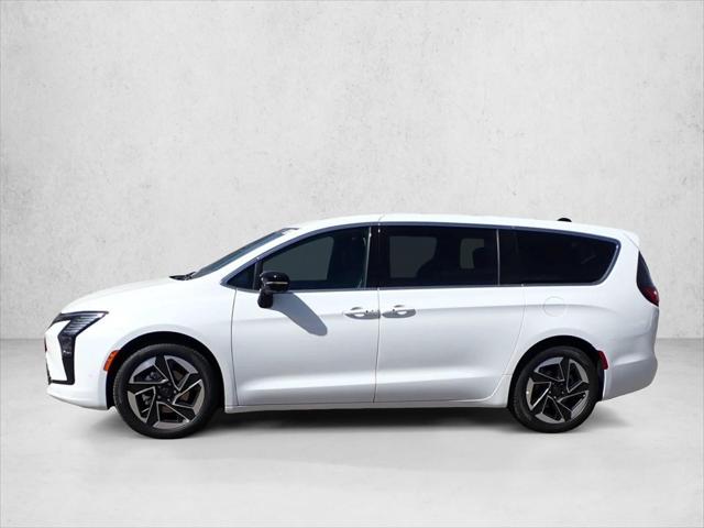 2027 Chrysler Pacifica Limited