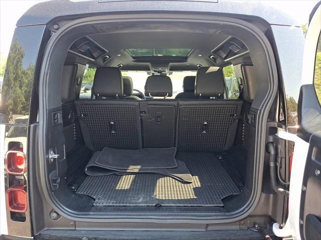 2023 Land Rover Defender 110 X-Dynamic SE