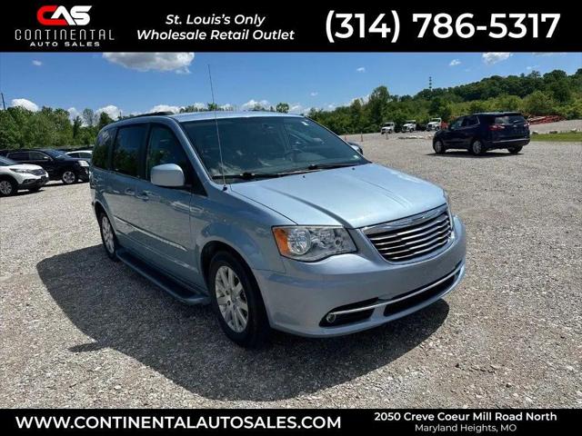 2013 Chrysler Town & Country Touring for sale in Maryland Heights, MO