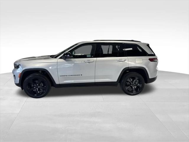 2025 Jeep Grand Cherokee Altitude 4x4 2025 Jeep Grand Cherokee Altitude 4x4