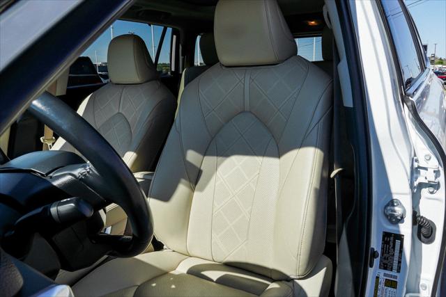 2022 Toyota Highlander Platinum