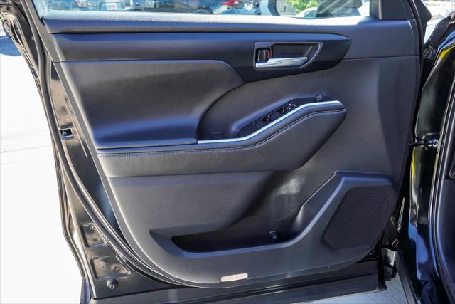 2025 Toyota Highlander XSE