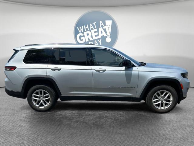2023 Jeep Grand Cherokee L Laredo 4x4