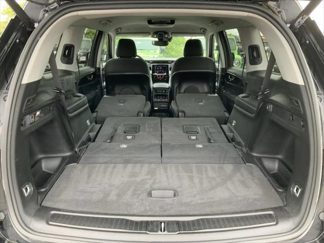 2022 Jeep Grand Cherokee L Laredo 4x4