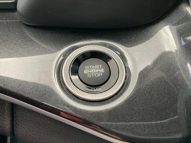 2022 Jeep Grand Cherokee L Laredo 4x4