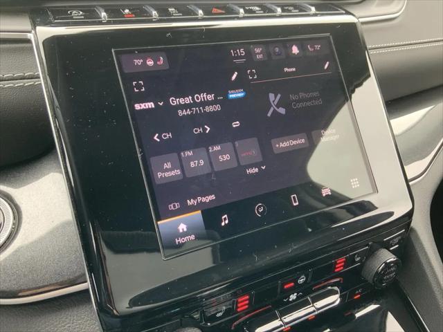 2022 Jeep Grand Cherokee L Laredo 4x4