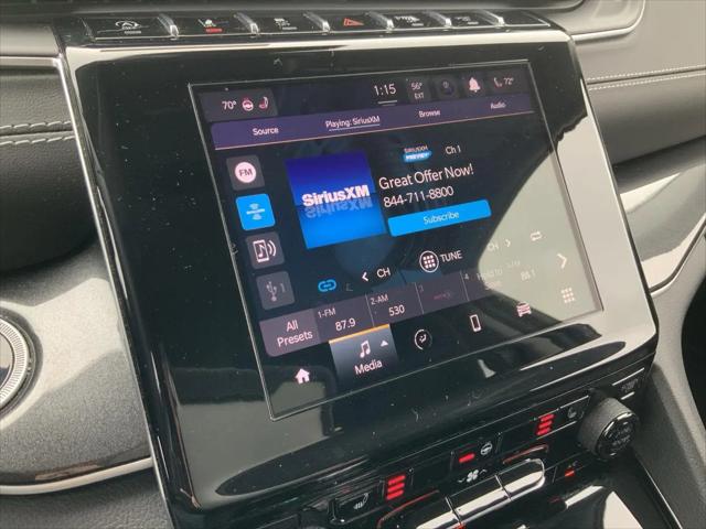 2022 Jeep Grand Cherokee L Laredo 4x4
