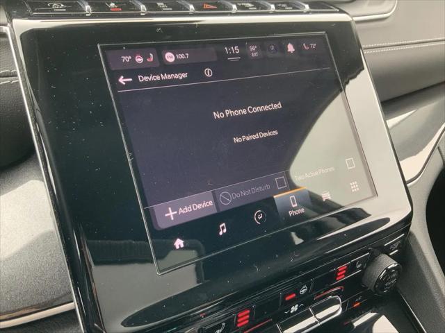 2022 Jeep Grand Cherokee L Laredo 4x4