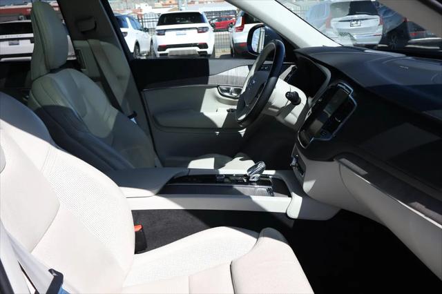 2023 Volvo XC90 B6 Ultimate 6-Seater