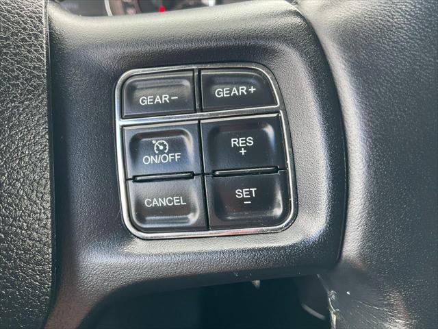 2018 Ram 1500 Big Horn Crew Cab 4x4 5'7" Box
