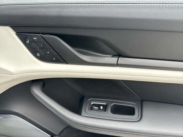 2026 Porsche Taycan Black Edition