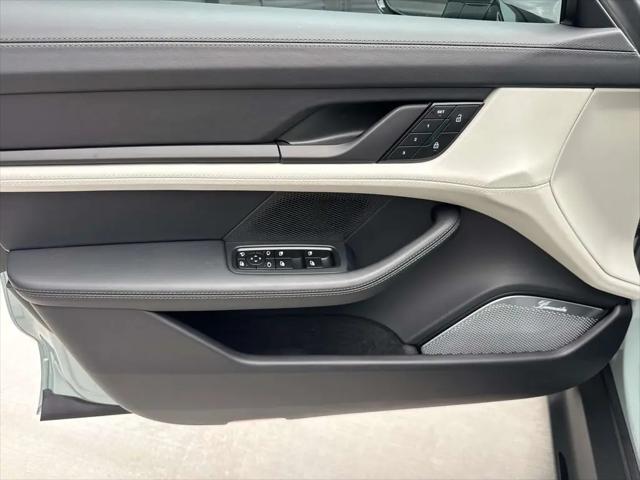 2026 Porsche Taycan Black Edition