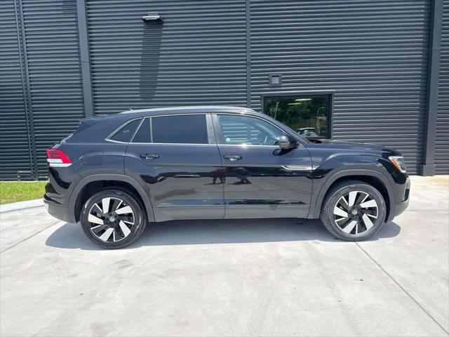 2025 Volkswagen Atlas Cross Sport 2.0T SE w/Technology