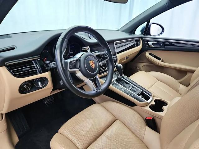 2020 Porsche Macan Macan
