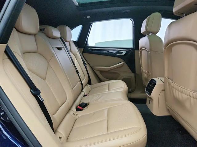 2020 Porsche Macan Macan