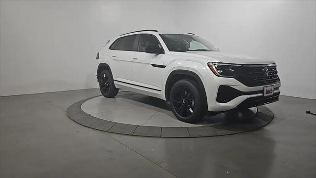2026 Volkswagen Atlas Cross Sport SEL R-Line Black