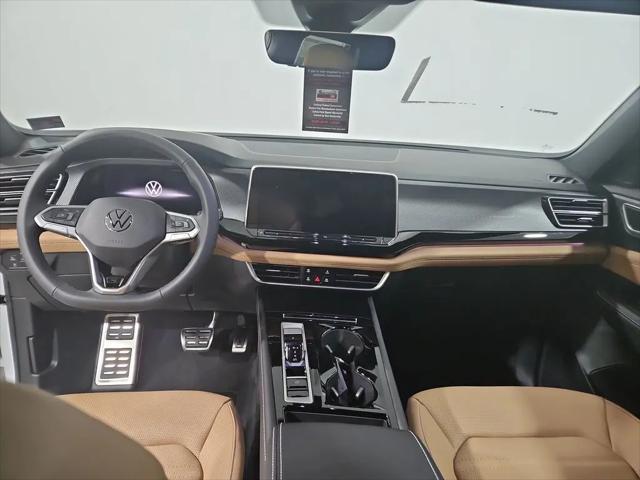 2026 Volkswagen Atlas Cross Sport SEL R-Line Black