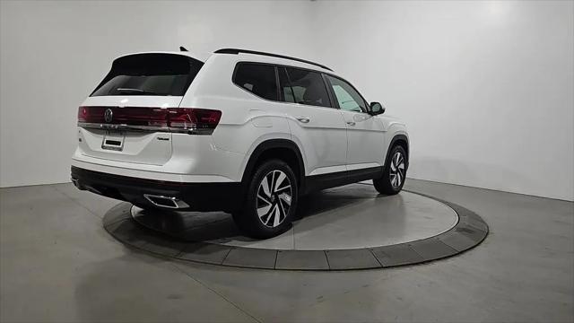 2026 Volkswagen Atlas SE with Technology