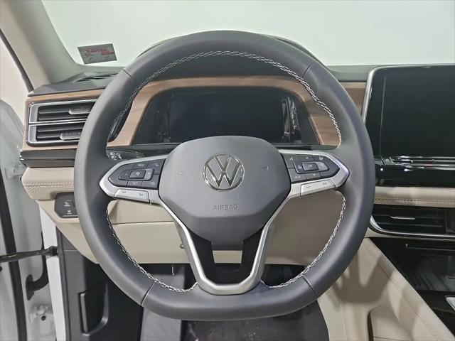 2026 Volkswagen Atlas SE with Technology