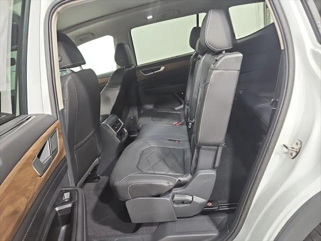 2026 Volkswagen Atlas SE with Technology