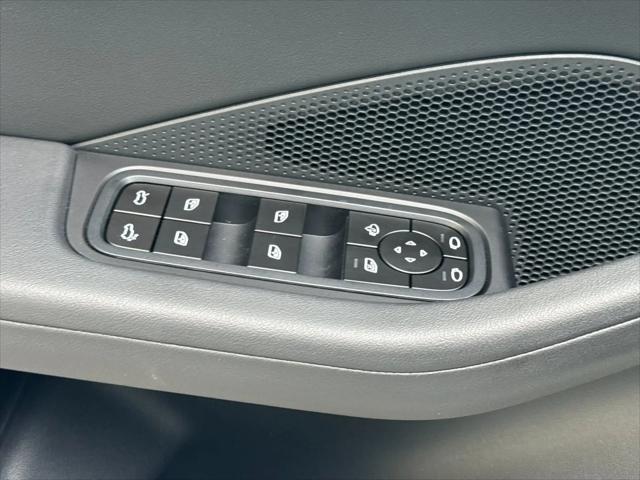 2026 Porsche Macan Electric 4