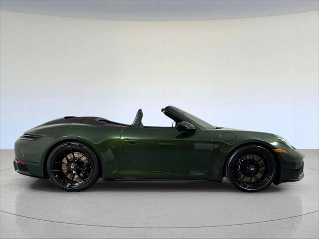 2026 Porsche 911 Carrera 4 GTS Cabriolet