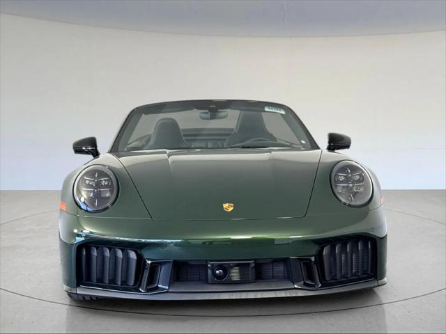 2026 Porsche 911 Carrera 4 GTS Cabriolet