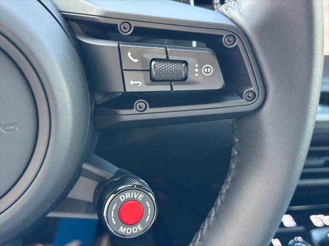 2026 Porsche 911 Carrera 4 GTS Cabriolet