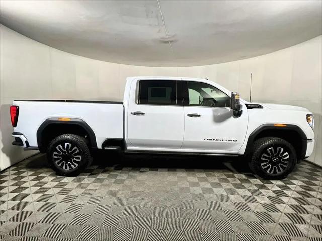 2026 GMC Sierra 3500HD Crew Cab, Long Bed, Denali Ultimate, 4WD