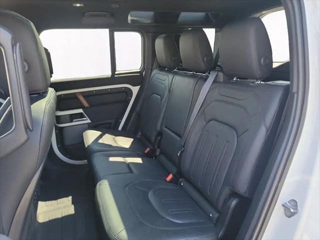 2022 Land Rover Defender 110 S