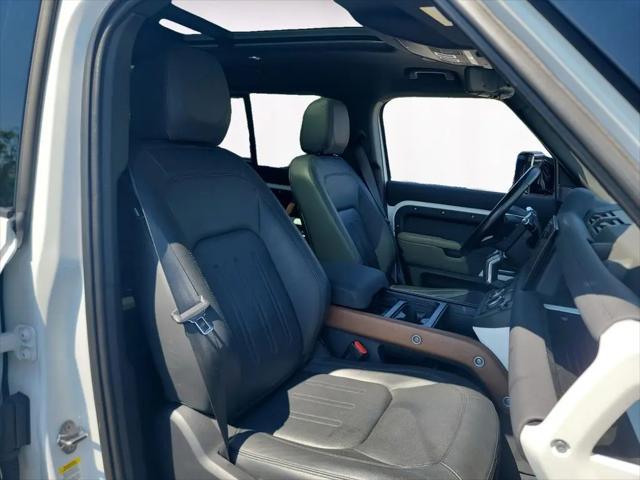 2022 Land Rover Defender 110 S