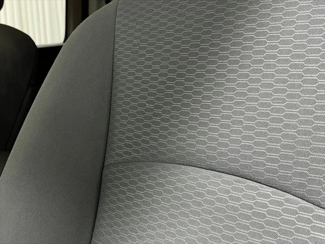 2019 Ram 1500 Classic SLT Crew Cab 4x4 6'4" Box