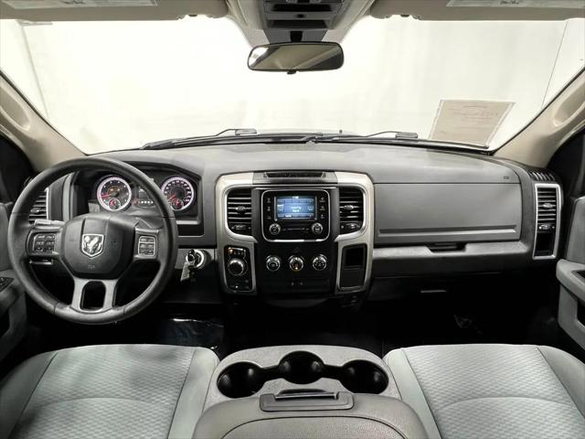 2019 Ram 1500 Classic SLT Crew Cab 4x4 6'4" Box