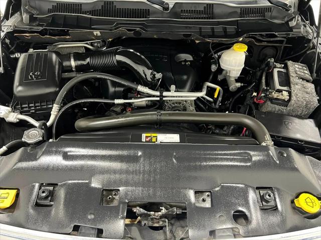 2019 Ram 1500 Classic SLT Crew Cab 4x4 6'4" Box