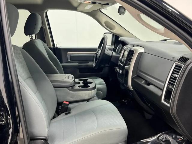 2019 Ram 1500 Classic SLT Crew Cab 4x4 6'4" Box