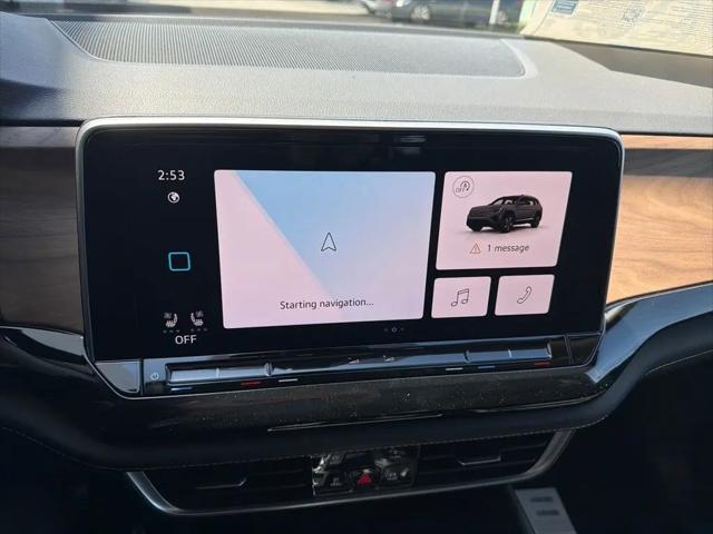 2026 Volkswagen Atlas SE with Technology
