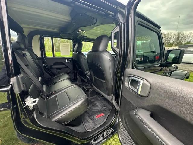 2023 Jeep Gladiator Overland