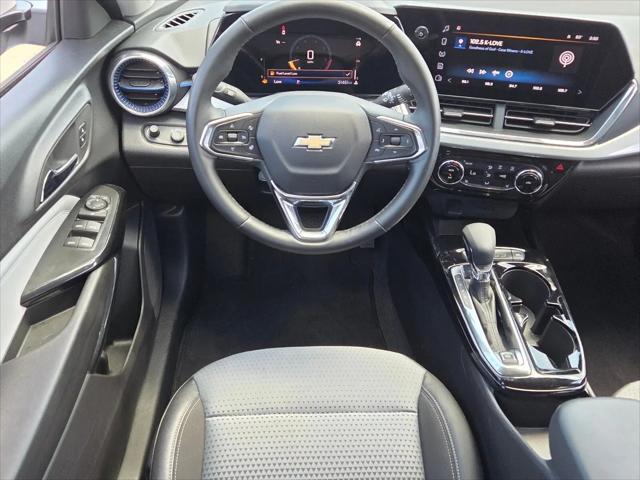 2025 Chevrolet Trax FWD LT