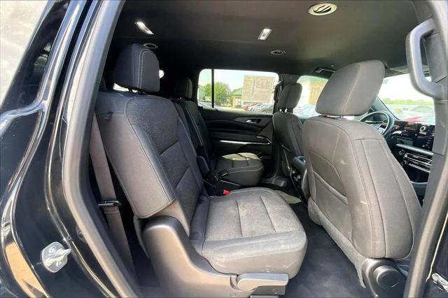 2024 Chevrolet Traverse FWD LT