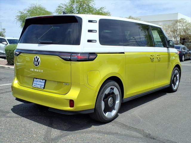 2025 Volkswagen ID. Buzz Pro S Plus 4Motion