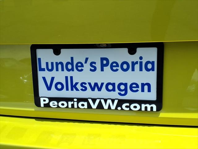 2025 Volkswagen ID. Buzz Pro S Plus 4Motion