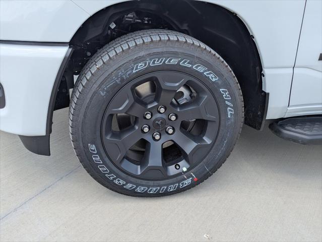 2026 Ram 1500 Express Crew Cab 4x4 57 Box